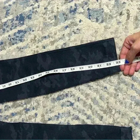 NWOT SPANX Look at me now cropped legging medium - Picture 3 of 5